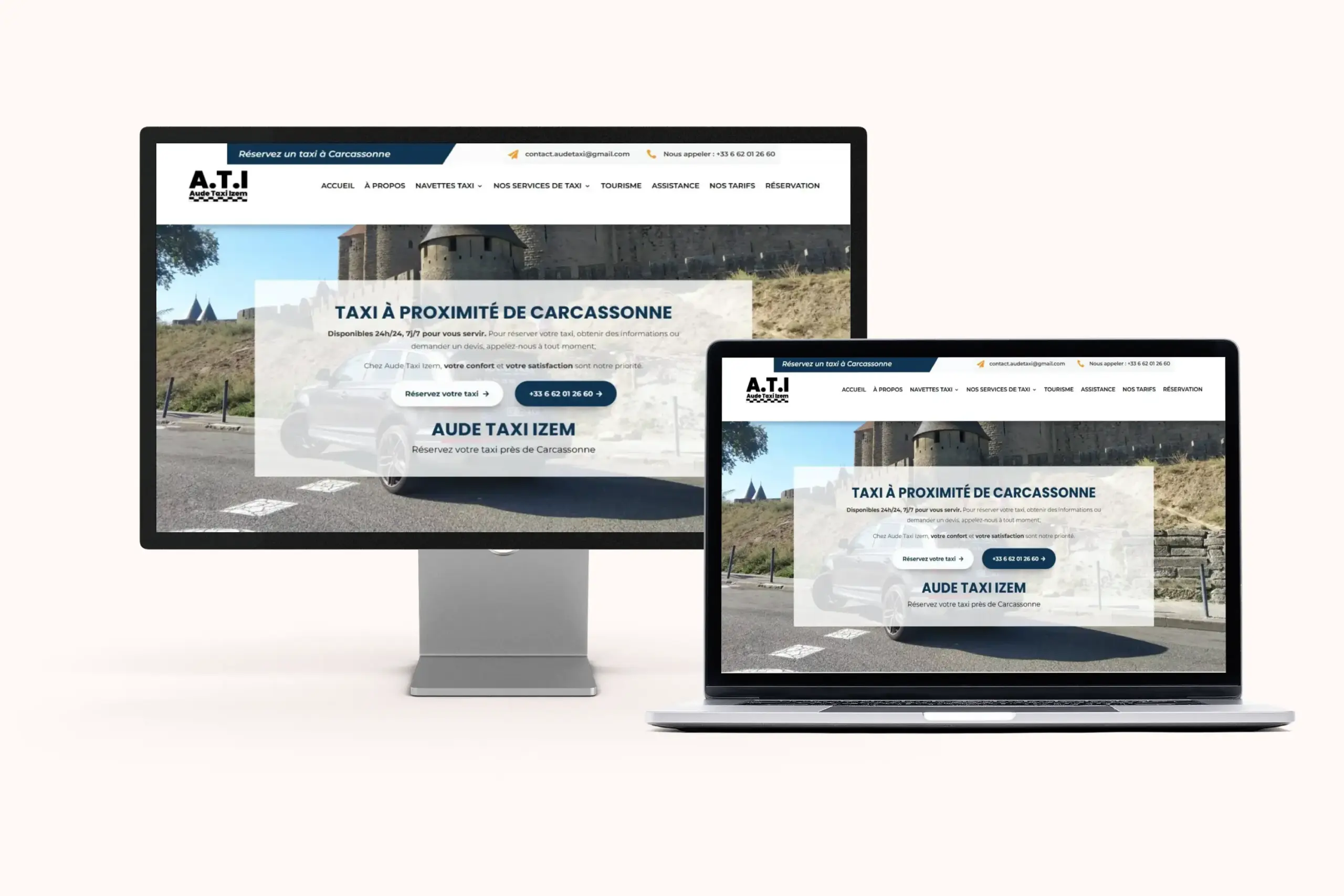 Mockup pc bureau portable